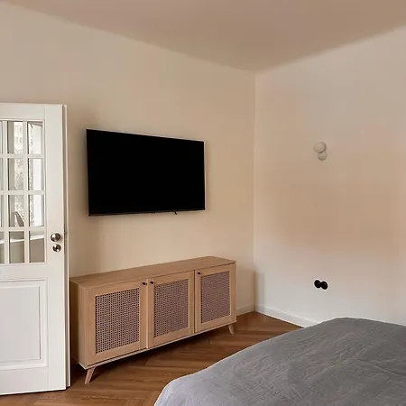 Apartment Przy Lazienkach Krolewskich Warsaw