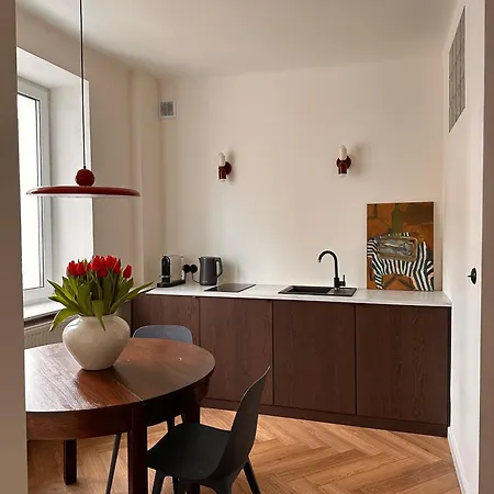 Apartment Przy Lazienkach Krolewskich Warsaw