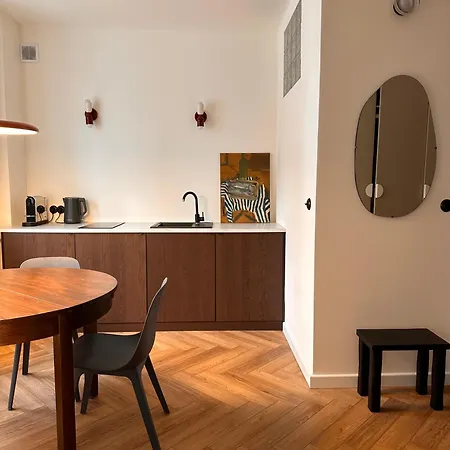 Apartment Przy Lazienkach Krolewskich *